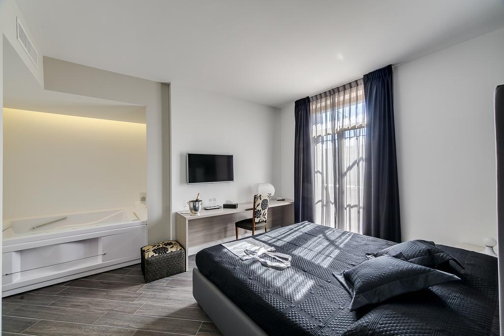 Blue Inn Luxury Suites Roma Oda fotoğraf